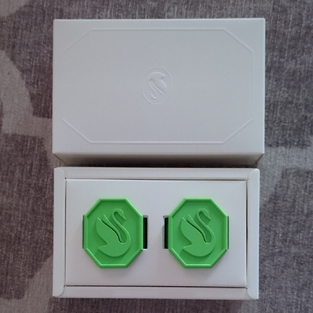 Swarovski Vibrant Green Display Box